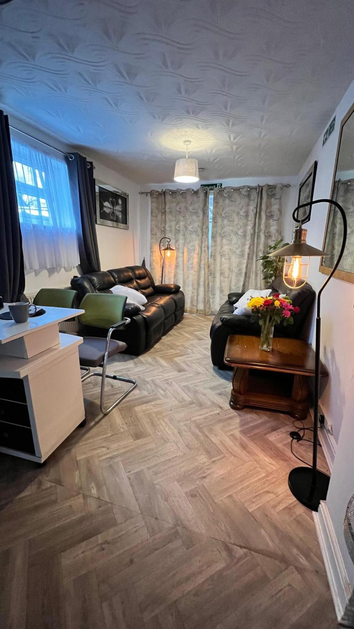 Steyn Guest Lodge High Wycombe Eksteriør bilde